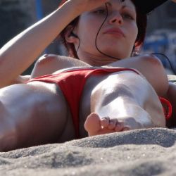 voyeur photos and videos at BEACH SPY EYE