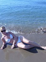 bikini porn