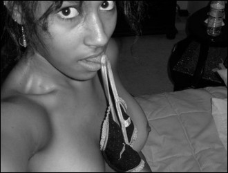 ebony_girlfriends_000418.jpg