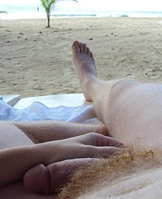 Beach sex voyeur