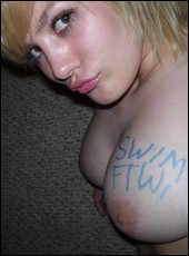 facebooks_girlfriends_000394.jpg